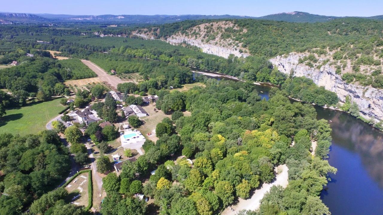 Vvf Dordogne Lot Hotel Gluges Buitenkant foto